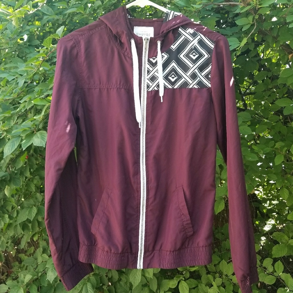 Empyre Windbreaker